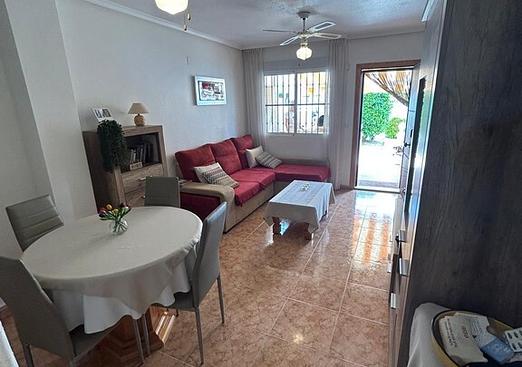 Town house in Algorfa