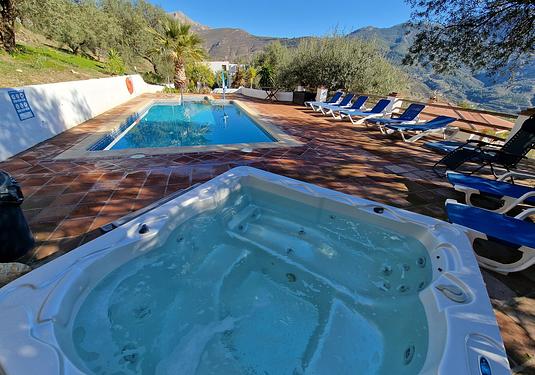 Commercial in Alcaucín