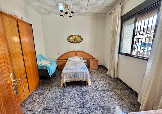 Villa in Benejuzar