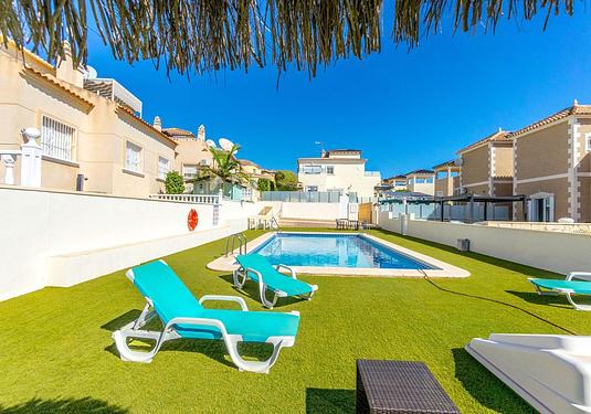 Villa in Orihuela Costa