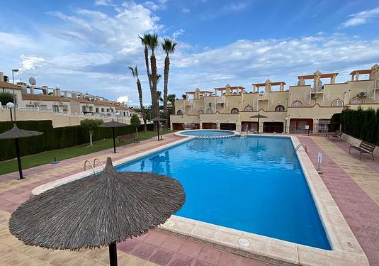 Apartment in Villamartin
