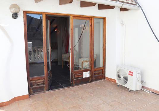 Town house in Jalón