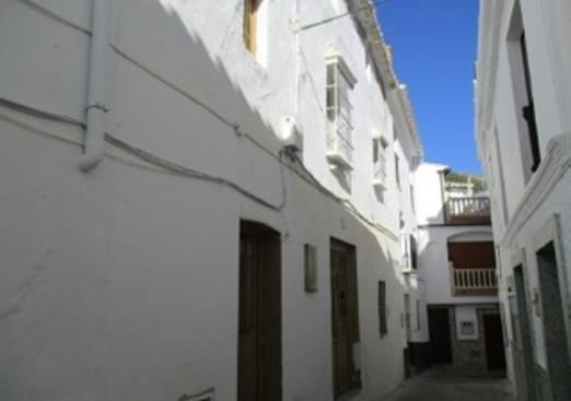 Town house in Casarabonela