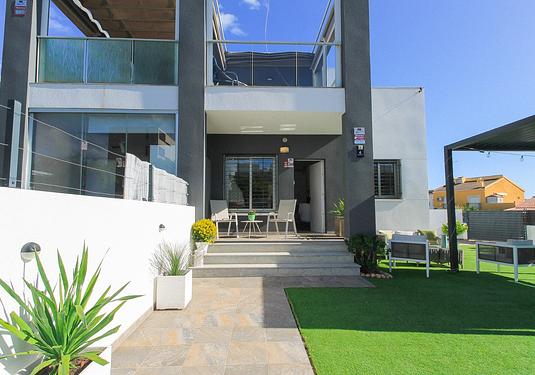 Quad house in Torrevieja