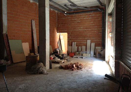 Commercial in Los Montesinos