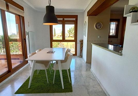 Villa in Algorfa