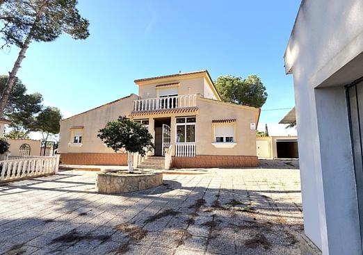 Villa in Pilar de La Horadada