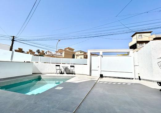 Villa in Villamartin