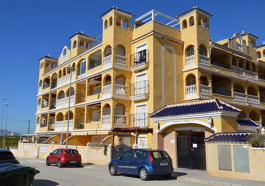 Apartment in Algorfa