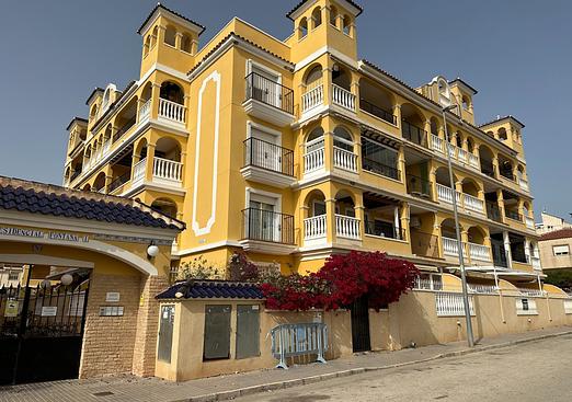 Apartment in Algorfa