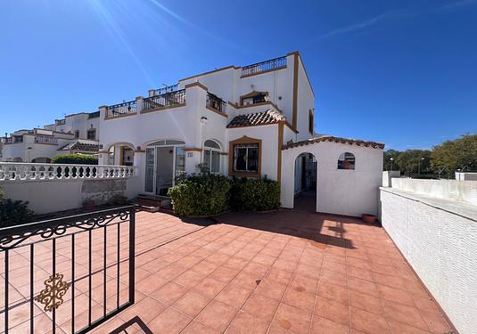 Villa in Orihuela