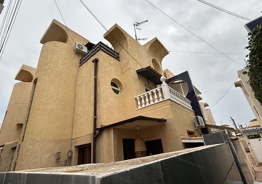 Town house in Torrevieja
