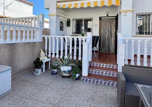 Bungalow in Orihuela Costa