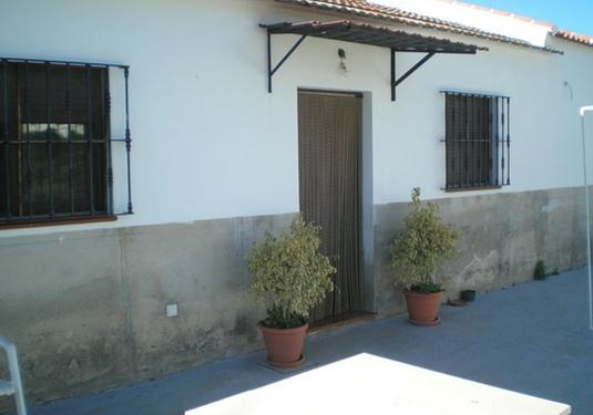 Town house in Bermejo