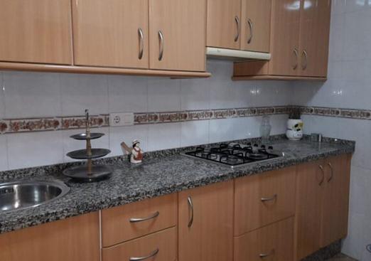 Town house in Alozaina