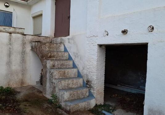 Town house in Alozaina