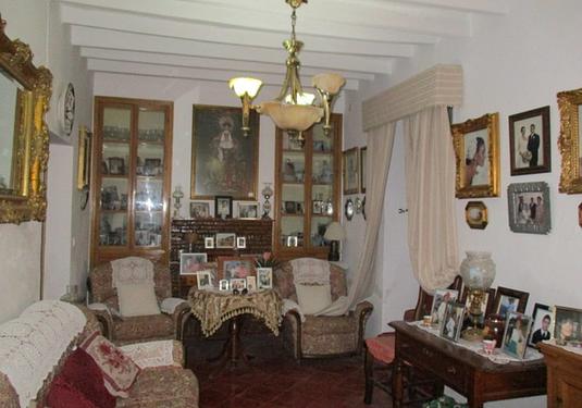 Town house in Alora