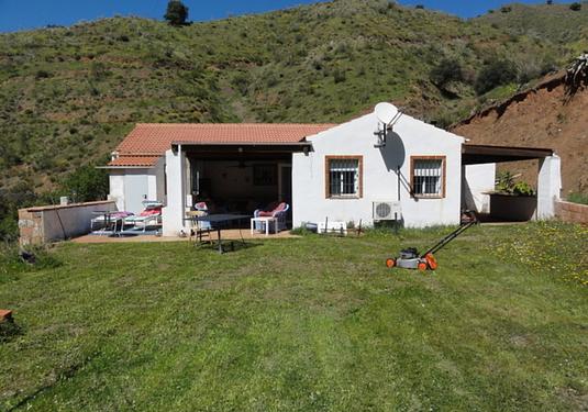 Country house in Alora
