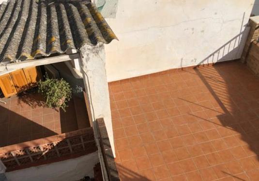 Town house in Casarabonela