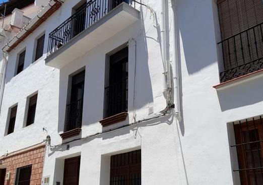 Town house in Alora