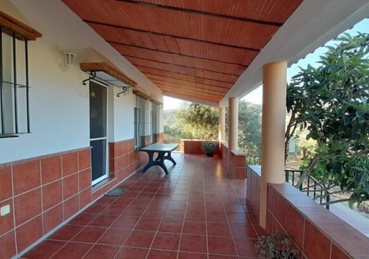 Country house in Alora