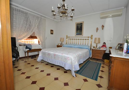 Town house in Petrer