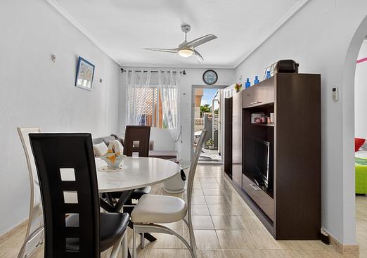 Apartment in Orihuela Costa