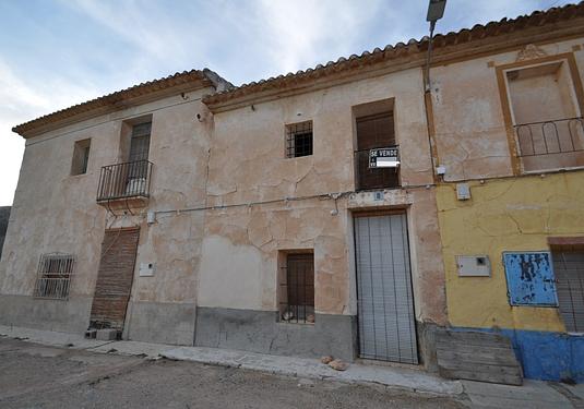 Town house in Hondón de las Nieves